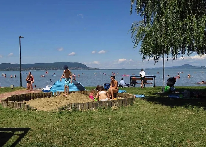 度假居 Balatonmariafurdo, Somogy 1